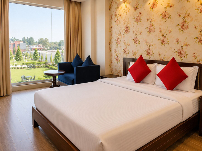 Room 2, Hotel Vrindavan Sultanpur, Sultanpur