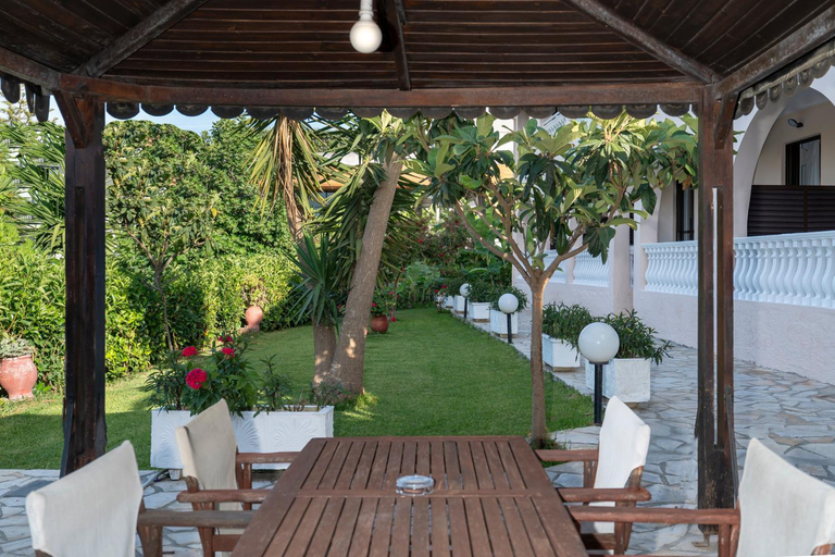 Food & Drinks, Boomerang Sea View Accommodation, Ionian Islands