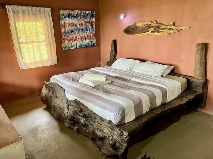 Bedroom 2, Nemasu Eco-Lodge, Kombo South