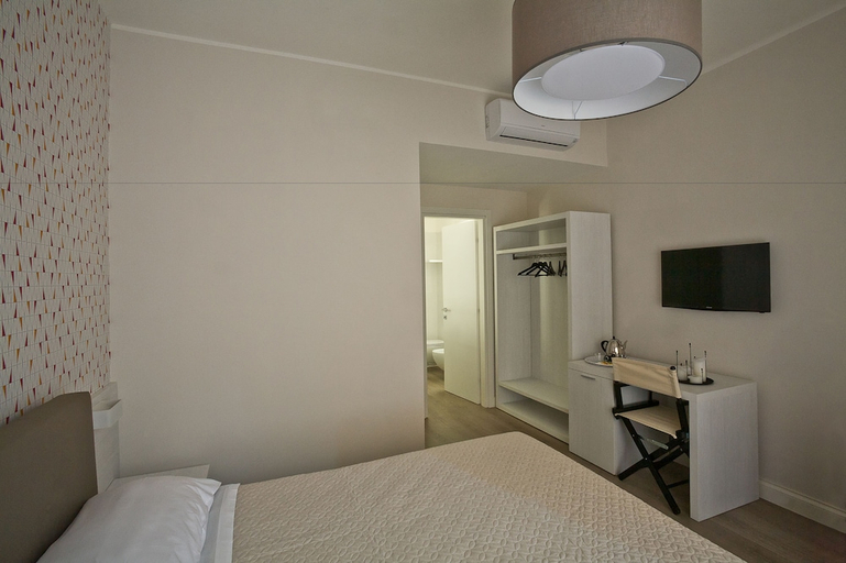 Bedroom 2, Domus Roma, Matera