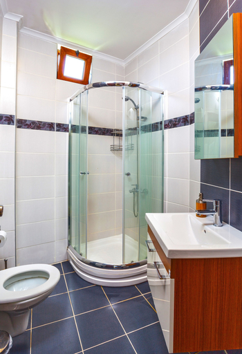 Bathroom 5, Adrasan Deniz Hotel, Kumluca