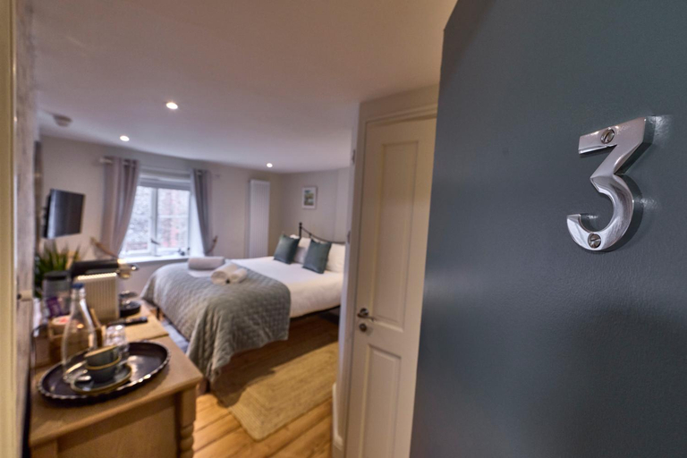 Bedroom 2, The Harnser, Norfolk