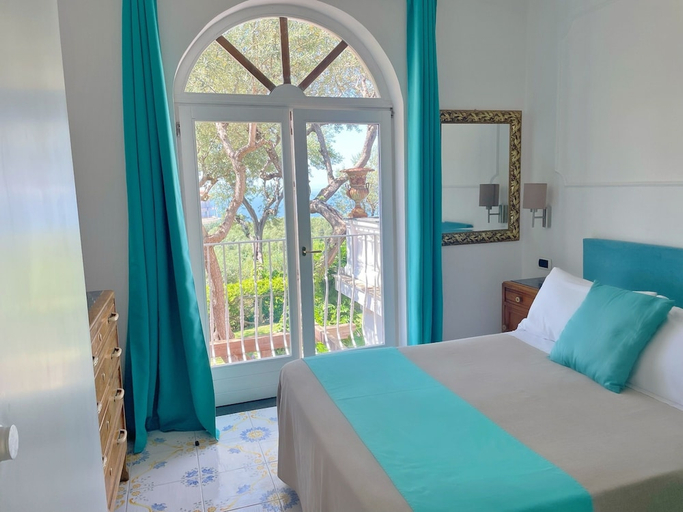 Bedroom 4, Villa Giovanna, Napoli