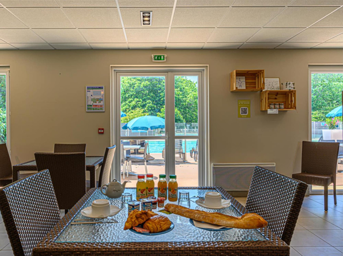 Room 5, R Sidence Ker Goh Lenn 2p4s, Morbihan