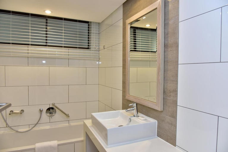 Bathroom 3, La Lucia Sands Share Block Ltd, eThekwini