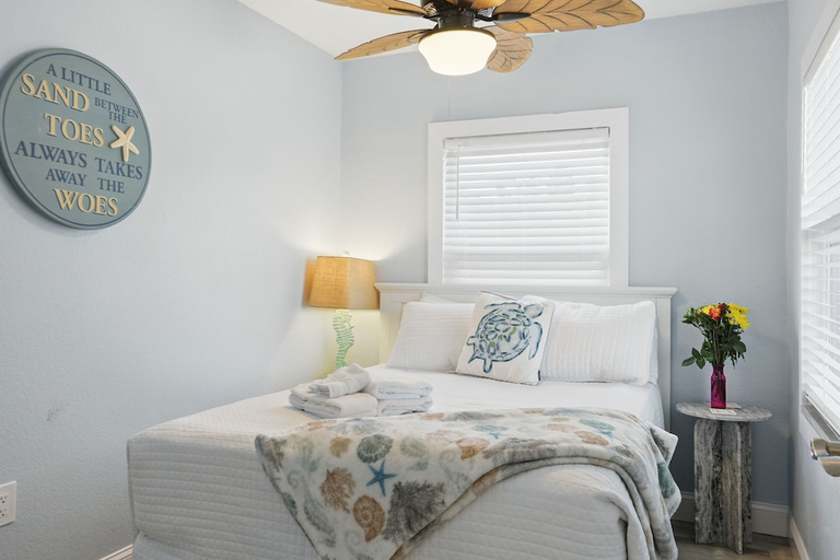Bedroom 2, Coco Sands Beachside Cottages, Brevard