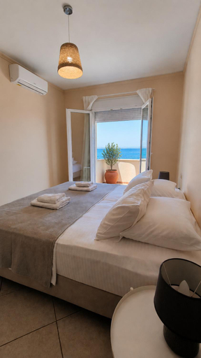 Bedroom, Venetiko rooms, North Aegean