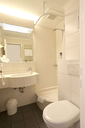 Bathroom 4, Der Achtermann, Goslar