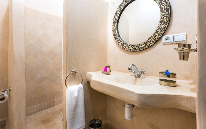 Bathroom 4, Riad La Gazelle Du Sud, Marrakech