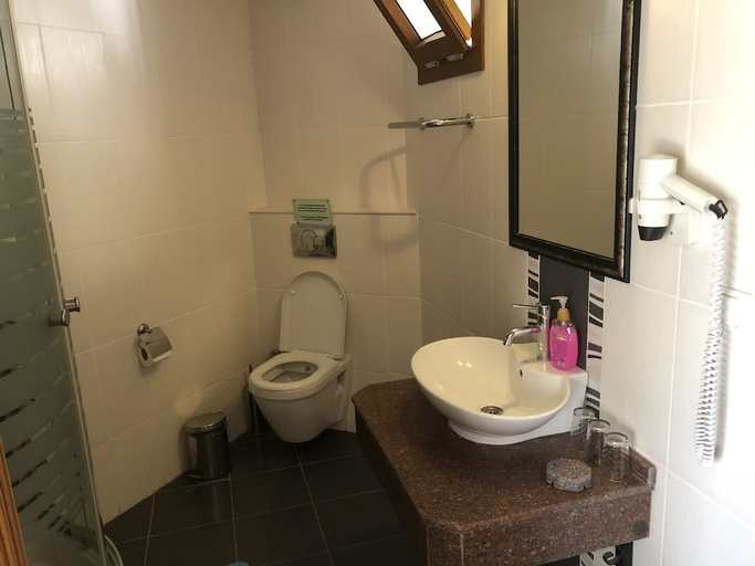 Bathroom 4, Leytur, Fethiye