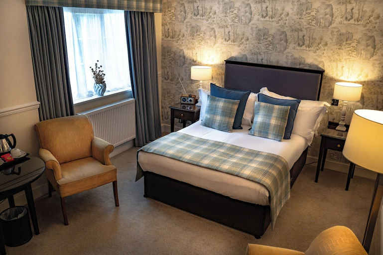 Others 5, Charingworth Manor, Gloucestershire