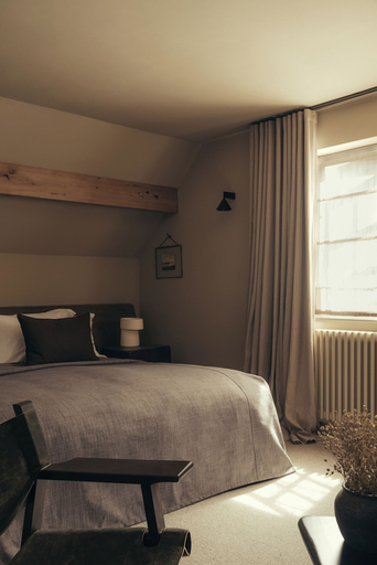 Others 2, Charingworth Manor, Gloucestershire