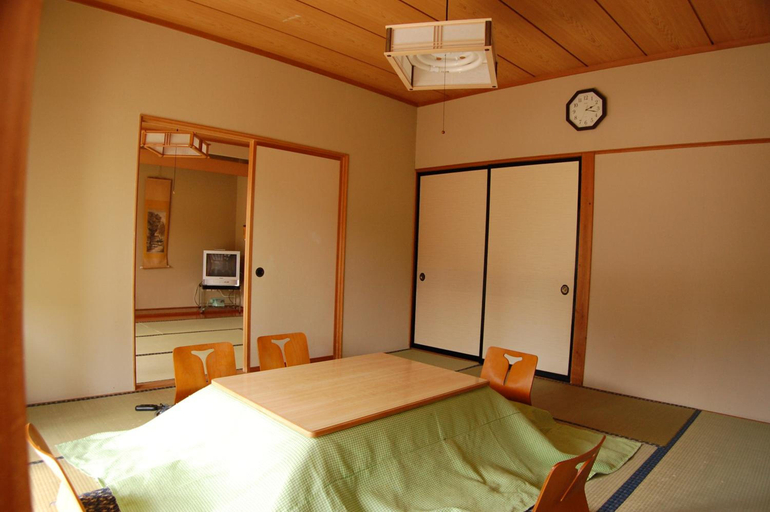 Bedroom 4, Miyataya Ryokan, Nakanojō