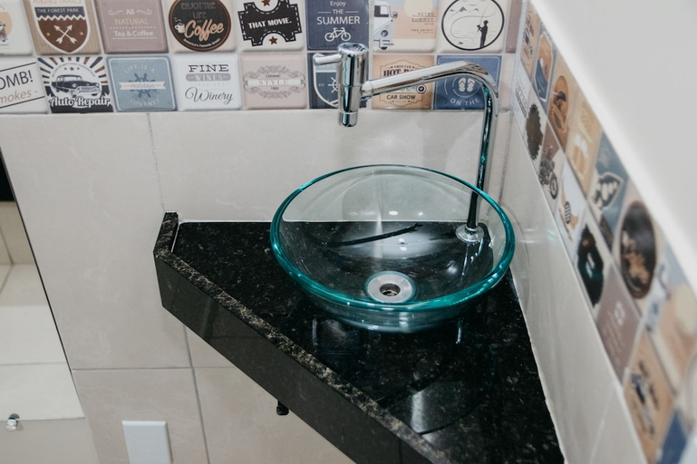 Bathroom 3, Hotel Positano, Brasília
