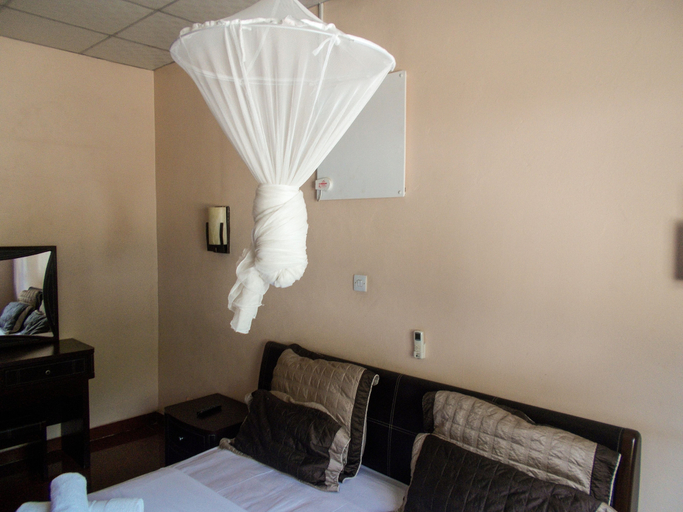 Bedroom 2, Acamms Lodge Roma, Lusaka