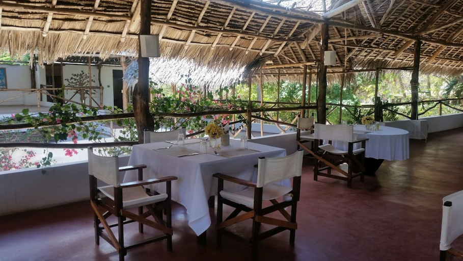 Food & Drinks 5, Silver Rock Hotel, Malindi