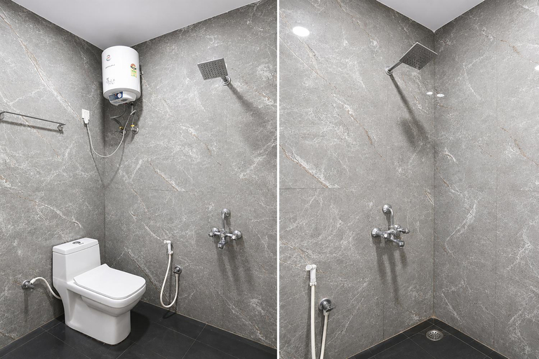 Bathroom, Hotel Philips, Kolkata