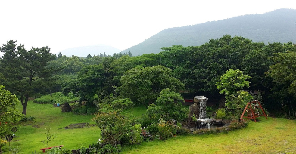 Others 4, Jeju Gotjawal Geomoon Oreum Pension, Jeju