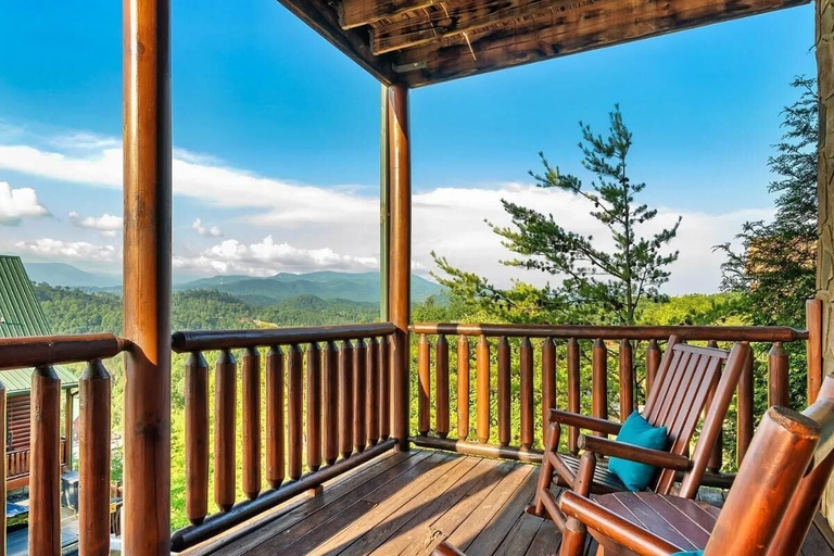 Property grounds 4, Windows to Heaven, Sevier