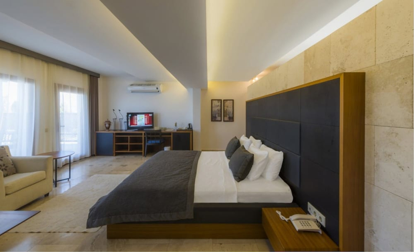 Bedroom 3, Magna Manastir Hotel, Bodrum