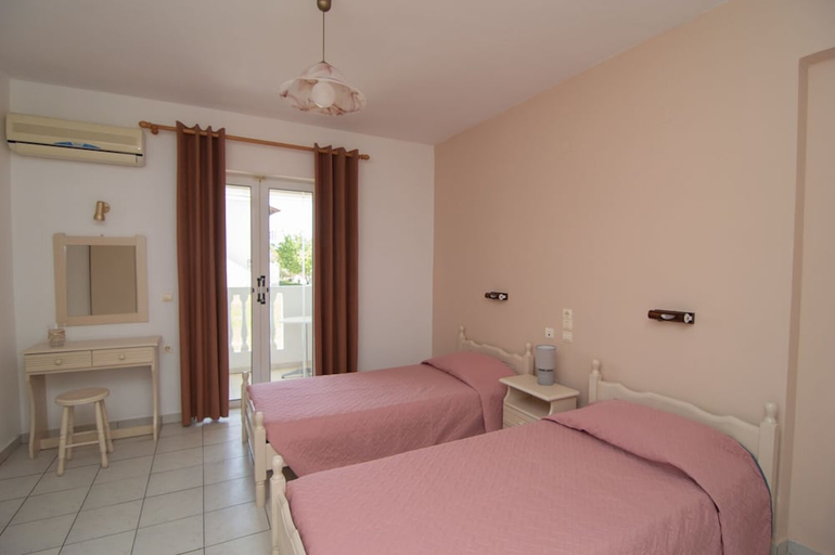 Bedroom 2, Tassia Studios, Ionian Islands
