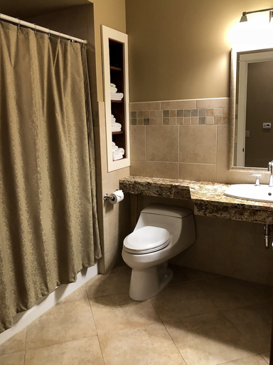 Bathroom, Siebkens Resort, Sheboygan