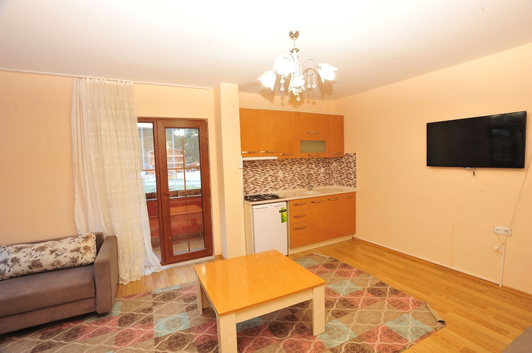 Others 5, Cam Motel, Çaykara