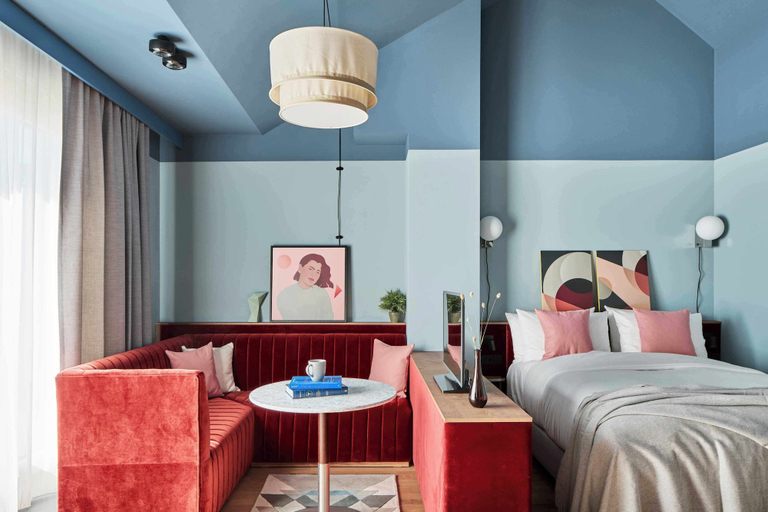 Bedroom 4, Schwan Locke, München