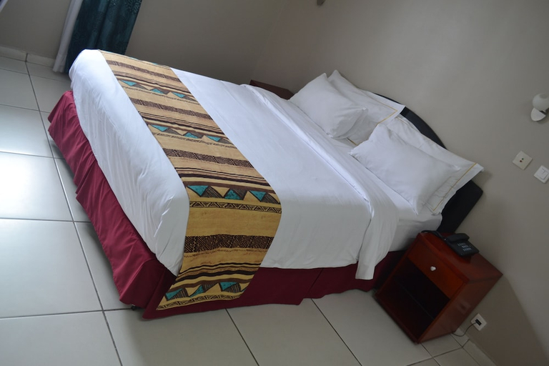 Bedroom 2, Hotel la Falaise Bonanjo, Wouri
