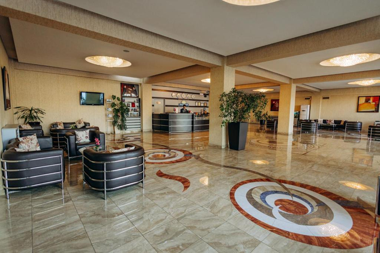Public Area 3, Days Hotel by Wyndham Baku, Baku
