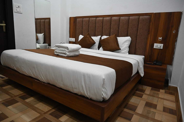 Room 4, Namah Hotel, Garhwal