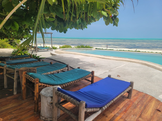 Sport & Beauty 5, Driftwood Beach Lodge, Kusini
