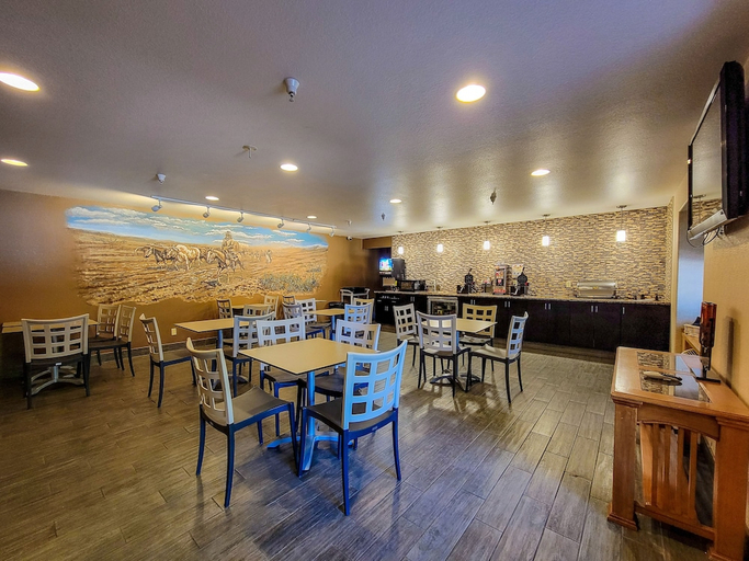 Food & Drinks 5, Monument Inn & Suites, Scotts Bluff
