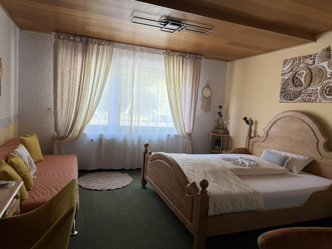 Bedroom 3, Hotel Eulenhof, Eifelkreis Bitburg-Prüm