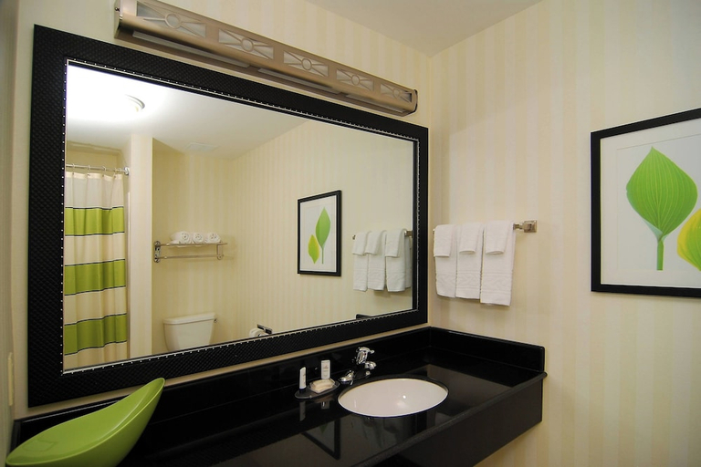 Bathroom, Fairfield Inn Suites By Marriott Tehachapi, Kern