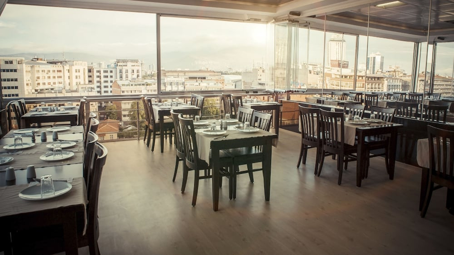Food & Drinks 4, Yayla Hotel, Konak