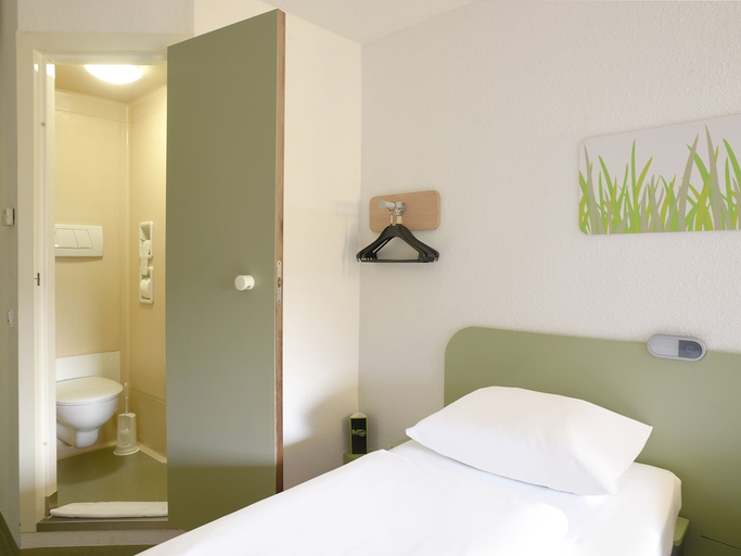 Bedroom 3, ibis budget Berlin Genshagen, Teltow-Fläming