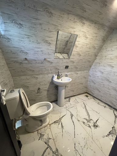 Bathroom, Gemicihan Pansiyon, Kumluca