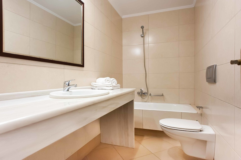 Bathroom 5, Frideriki Studios & Apartments, Crete