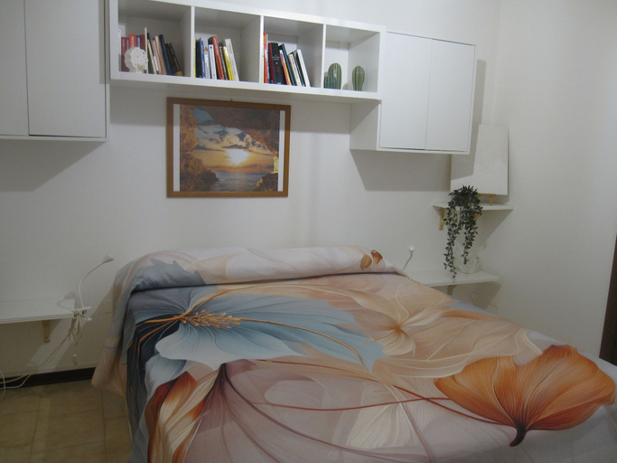 Room, Cozy Flat With Garden Near Beach, Gorizia