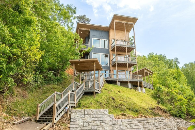 Exterior, Fancy Views, Sevier