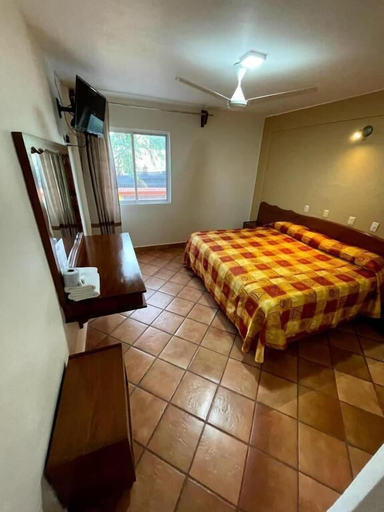 Room 2, Alojamientos Bugambilias, Del Centro