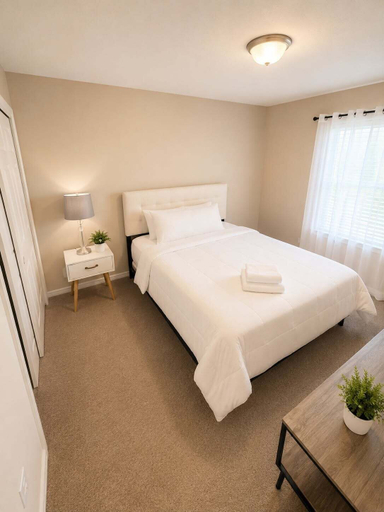 Room 5, Travelers House Orlando, Osceola