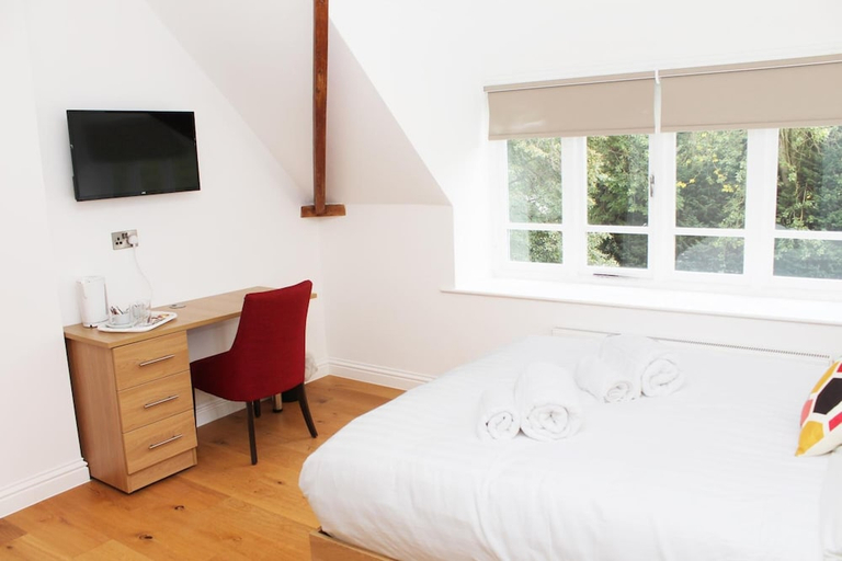 Bedroom 2, Flexistay Leicester Gables Aparthotel, Leicester