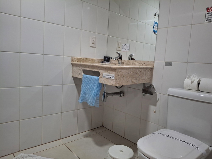 Bathroom 4, Ônix Inn Hotel Cravinhos, Ribeirao Preto
