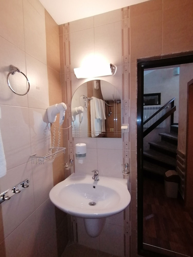 Bathroom 4, Ikonomov Spa, Bansko