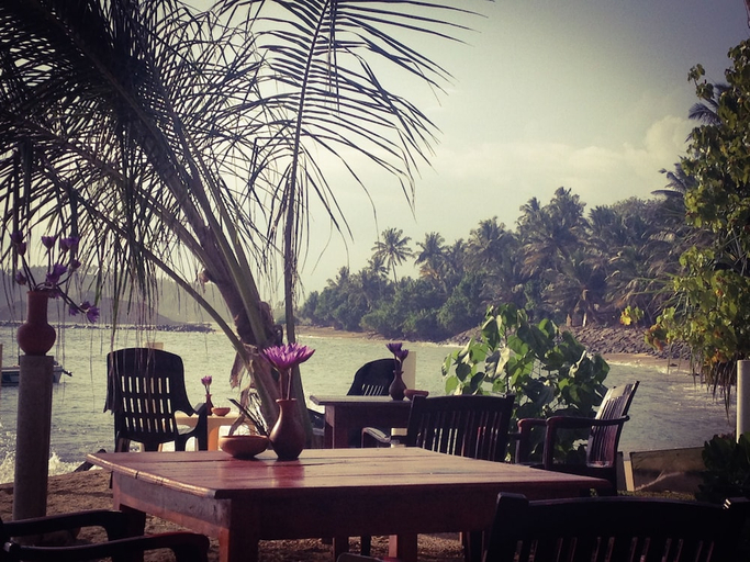 Food & Drinks 4, Mirissa Seastar, Weligama