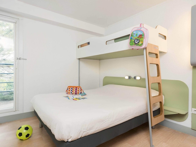 Bedroom 4, ibis budget Béziers Est La Giniesse, Hérault