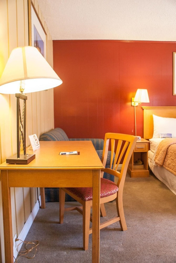 Bedroom 2, Sol Springs Inn, Riverside