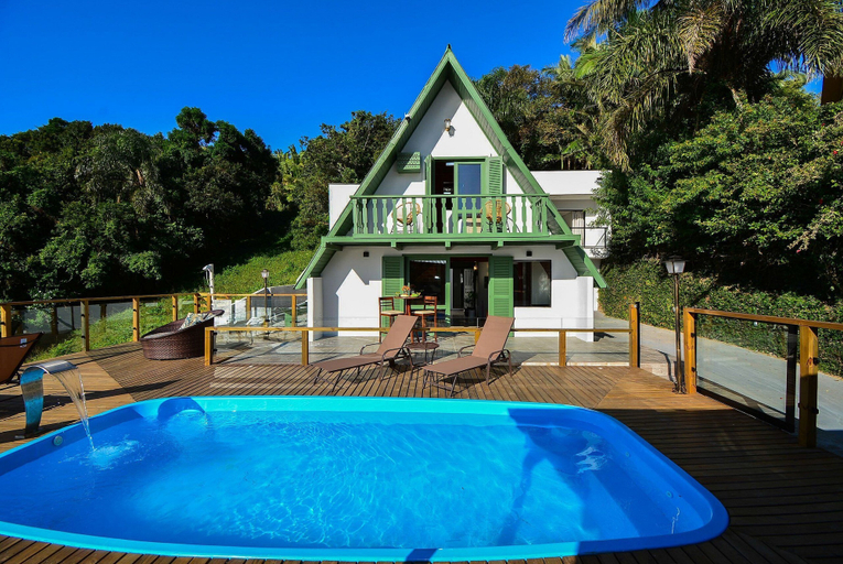 Pool 3, Casa com Piscina Vista Mar e Banheira, Palhoça